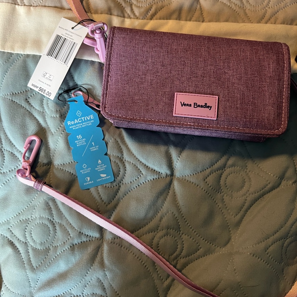 NWT Vera Braley clutch